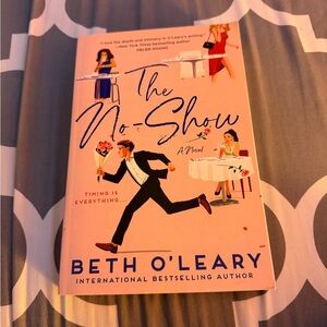 Barnes & Noble Pink 'The No-Show' Book by Beth O'Leary